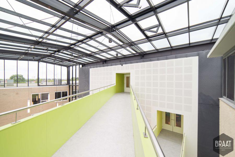 Braat glasconstructies 1844_Atrium_Graafschap College (1)